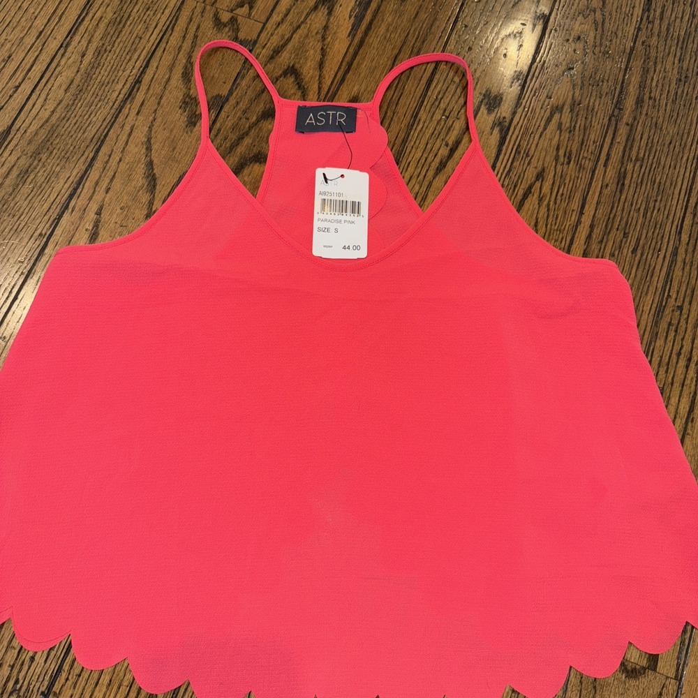 ASTR Scalloped Drape Back‎ Tank Small Paradise Pink NWT
